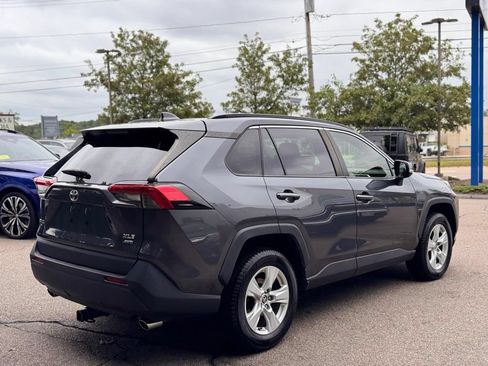 Used 2020 Toyota RAV4 XLE w/ Convenience Package AWD/4WD image 6