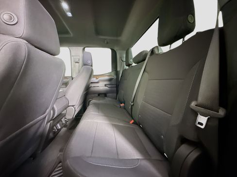 Used 2025 GMC Sierra 1500 Elevation image 25