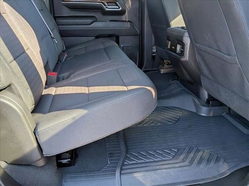 Used 2024 Chevrolet Silverado 1500 LT Trail Boss w/ Protection Package image 17