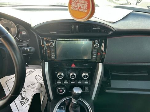 Used 2020 Subaru BRZ Limited w/ Popular Package #2 image 25