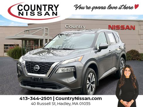 Used 2022 Nissan Rogue SV image 1