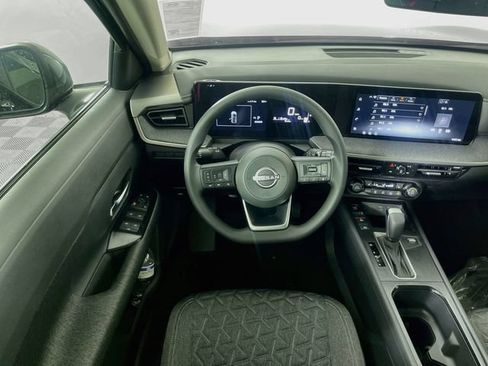 New 2026 Nissan Kicks SV w/ Cold Weather Package FWD image 16