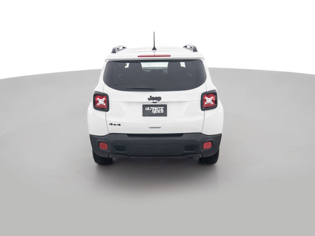 Used 2018 Jeep Renegade Altitude w/ UConnect 8.4 Nav Group AWD/4WD image 6