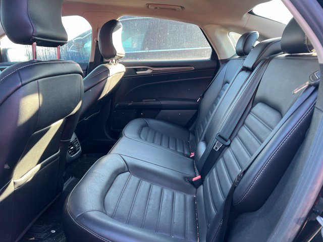 Used 2017 Ford Fusion SE w/ Equipment Group 202A AWD/4WD image 8