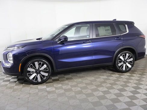 New 2026 Mitsubishi Outlander SE image 20