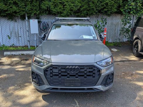 Used 2023 Audi Q5 e Premium Plus w/ Premium Plus Package AWD/4WD image 12