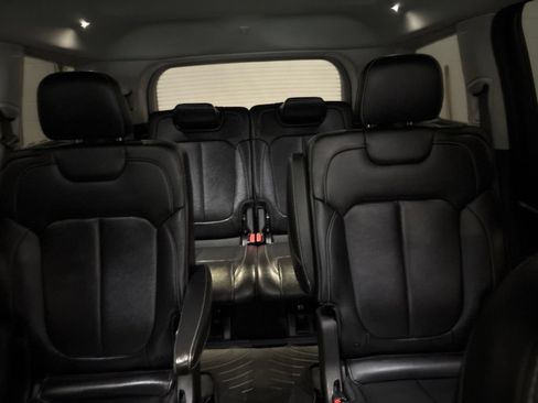 Used 2021 Jeep Grand Cherokee L Limited AWD/4WD image 29
