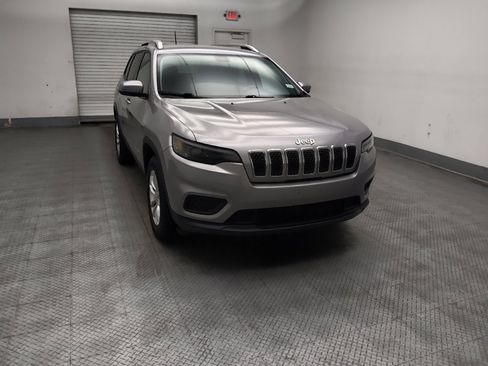 Used 2020 Jeep Cherokee Latitude AWD/4WD image 13