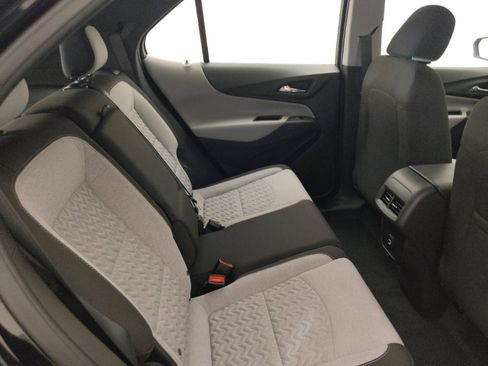 Used 2023 Chevrolet Equinox LS image 19