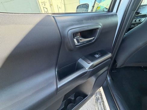 Certified 2023 Toyota Tacoma TRD Sport w/ Technology Package image 39