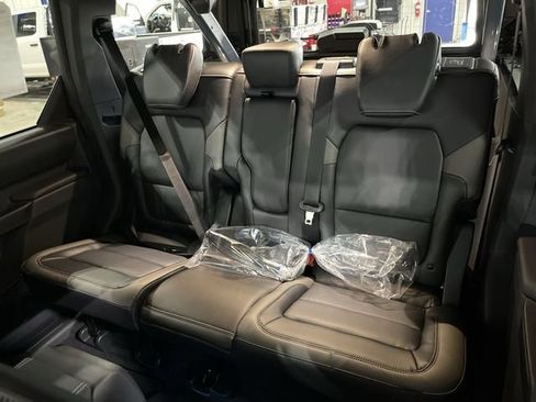 New 2025 Ford Bronco Outer Banks AWD/4WD image 28