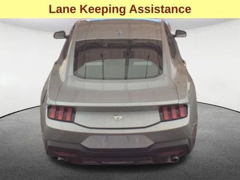 Used 2025 Ford Mustang EcoBoost image 7