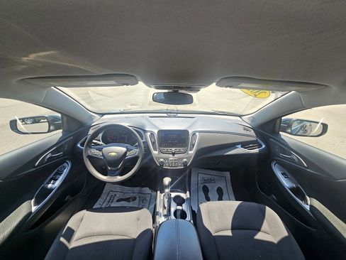 Used 2024 Chevrolet Malibu LT image 27