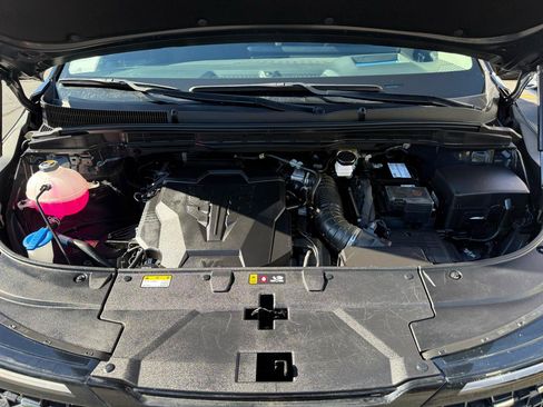 Used 2025 Kia Carnival SX Prestige FWD image 26
