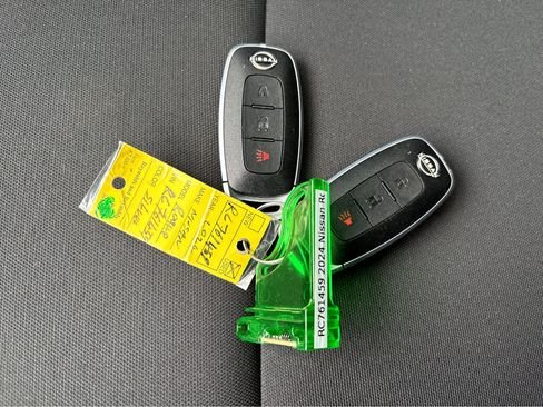 Certified 2024 Nissan Rogue S image 33