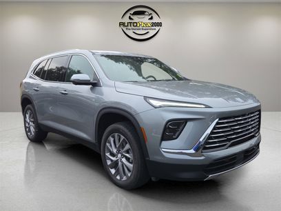 Used 2025 Buick Enclave Preferred w/ LPO, Floor Liner Package