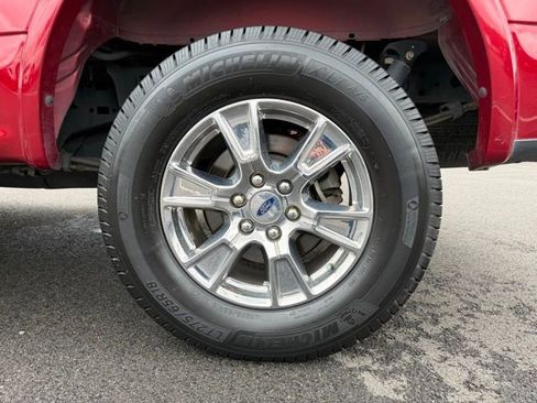 Used 2015 Ford F150 Lariat w/ Equipment Group 502A Luxury AWD/4WD image 8