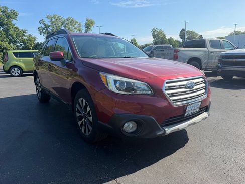 Used 2017 Subaru Outback 2.5i Limited AWD/4WD image 4