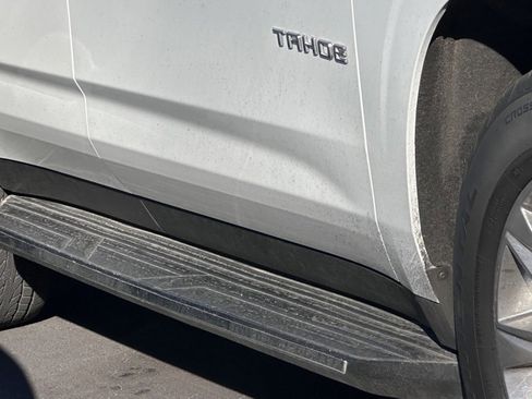 Used 2021 Chevrolet Tahoe Premier w/ Premium Package image 4