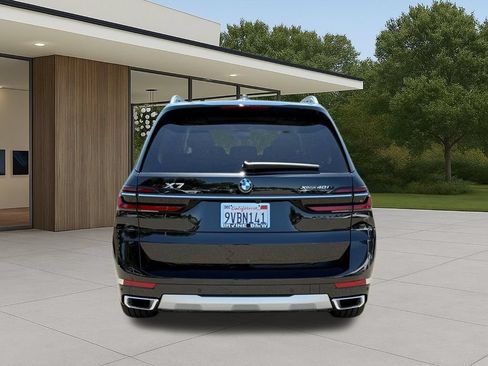 Used 2026 BMW X7 xDrive40i w/ Premium Package AWD/4WD image 10
