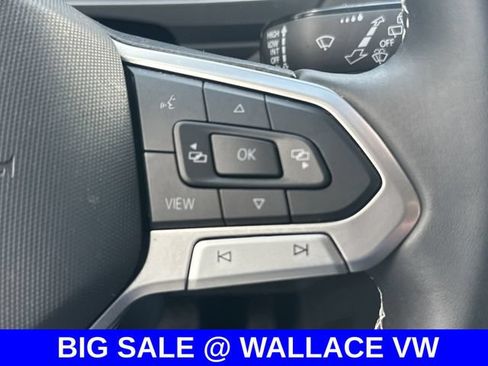 Certified 2024 Volkswagen Tiguan SE FWD image 24