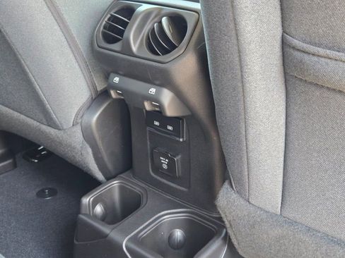 New 2025 Jeep Gladiator Willys image 8