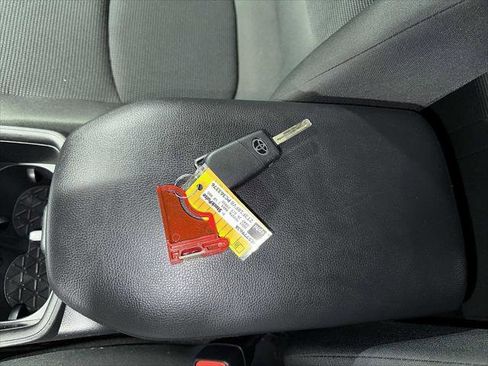 Certified 2023 Toyota RAV4 LE image 30