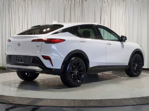 Used 2024 Buick Envista Sport Touring w/ Convenience I Package image 8