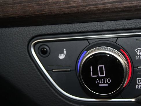 Used 2024 Audi Q5 2.0T Premium Plus AWD/4WD image 42