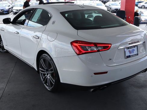 Used 2017 Maserati Ghibli S image 7