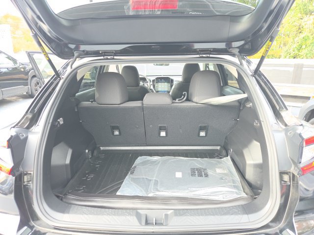 Used 2024 Subaru Crosstrek 2.0i Premium AWD/4WD image 11