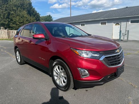 Used 2018 Chevrolet Equinox LT AWD/4WD image 3