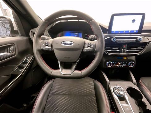 Used 2025 Ford Escape ST-Line Select image 4