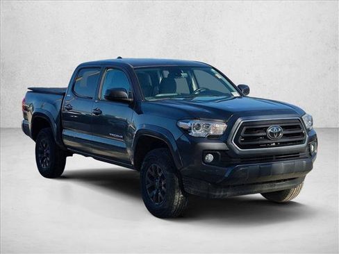 Used 2021 Toyota Tacoma SR5 RWD image 3