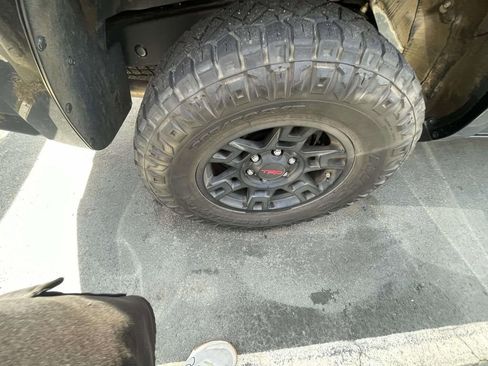 Used 2023 Toyota 4Runner SR5 image 27