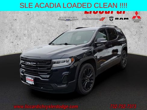 Used 2022 GMC Acadia SLE w/ Driver Convenience Package image 3
