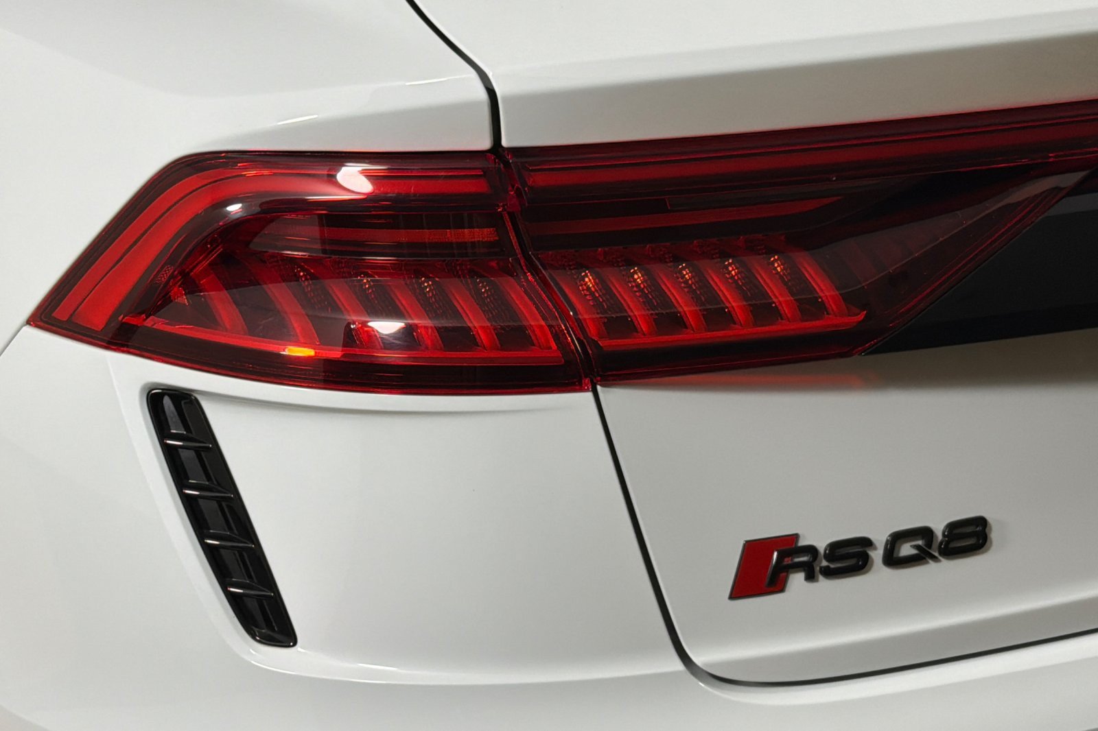 Used 2024 Audi RS Q8 AWD/4WD image 27