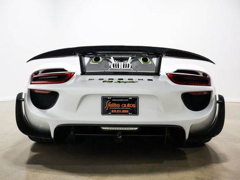 Used 2015 Porsche 918 Spyder image 85