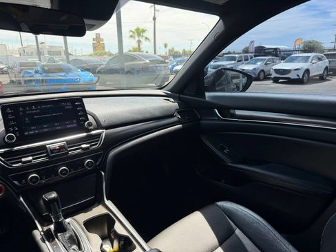 Used 2018 Honda Accord Sport image 26