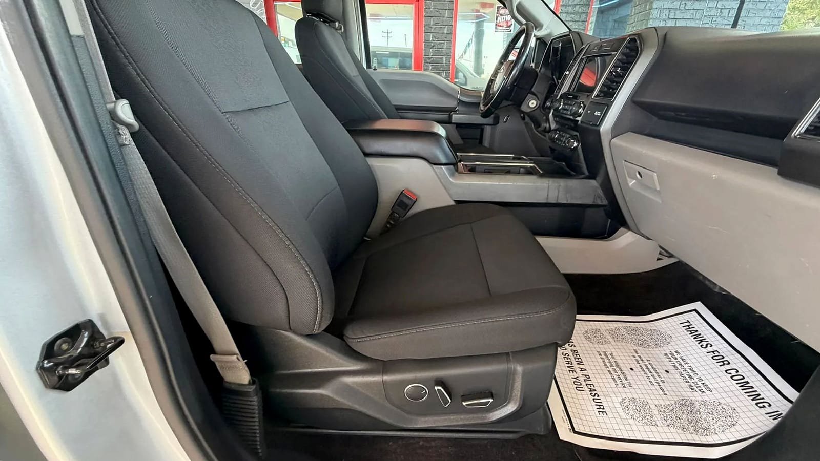 Used 2017 Ford F150 XLT w/ Equipment Group 302A Luxury RWD image 24