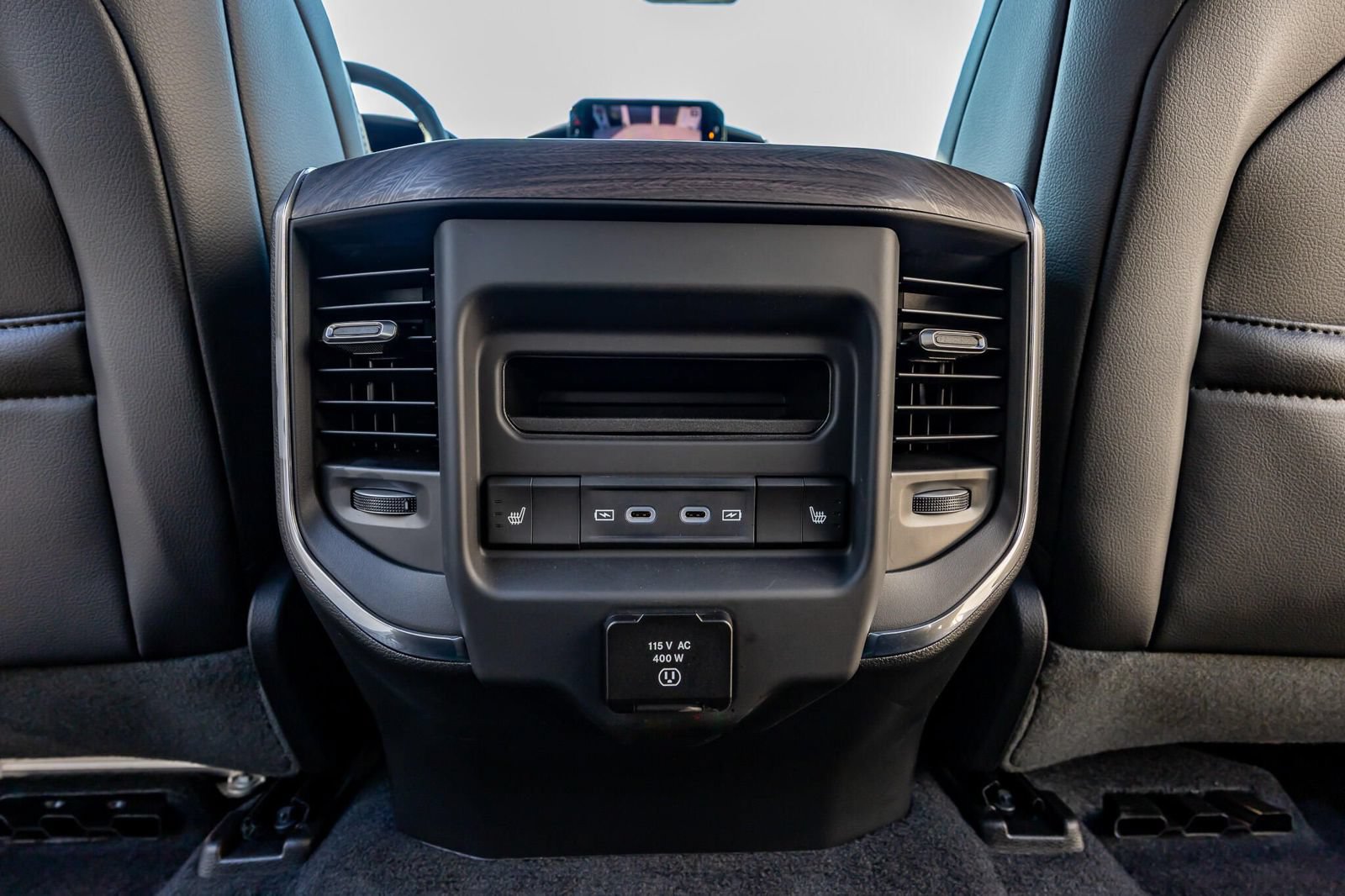 Used 2026 RAM 1500 Laramie AWD/4WD image 34