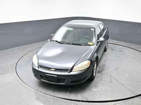 Used 2010 Chevrolet Impala LS FWD image 15