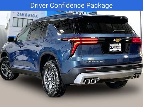 Certified 2026 Chevrolet Traverse LT w/ Driver Confidence Package AWD/4WD image 4