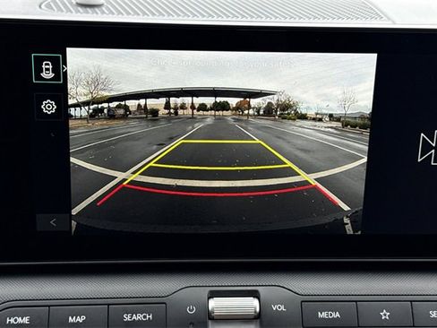 New 2025 Kia K4 LX image 22