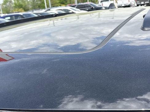 Used 2023 Jeep Grand Cherokee Limited w/ Luxury Tech Group II image 15