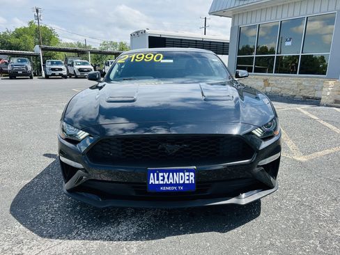 Used 2022 Ford Mustang Coupe w/ Equipment Group 101A RWD image 3