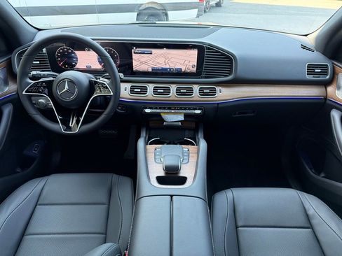 New 2026 Mercedes-Benz GLE 350 4MATIC image 11