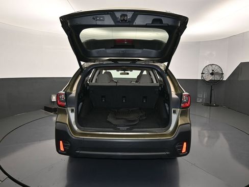 Used 2021 Subaru Outback Premium image 37