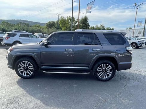 Used 2023 Toyota 4Runner Limited AWD/4WD image 2
