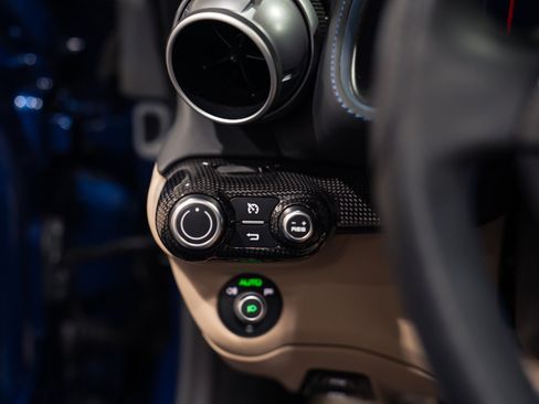 Used 2021 Ferrari 812 GTS RWD image 45